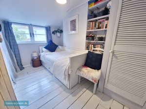 Bedroom- click for photo gallery